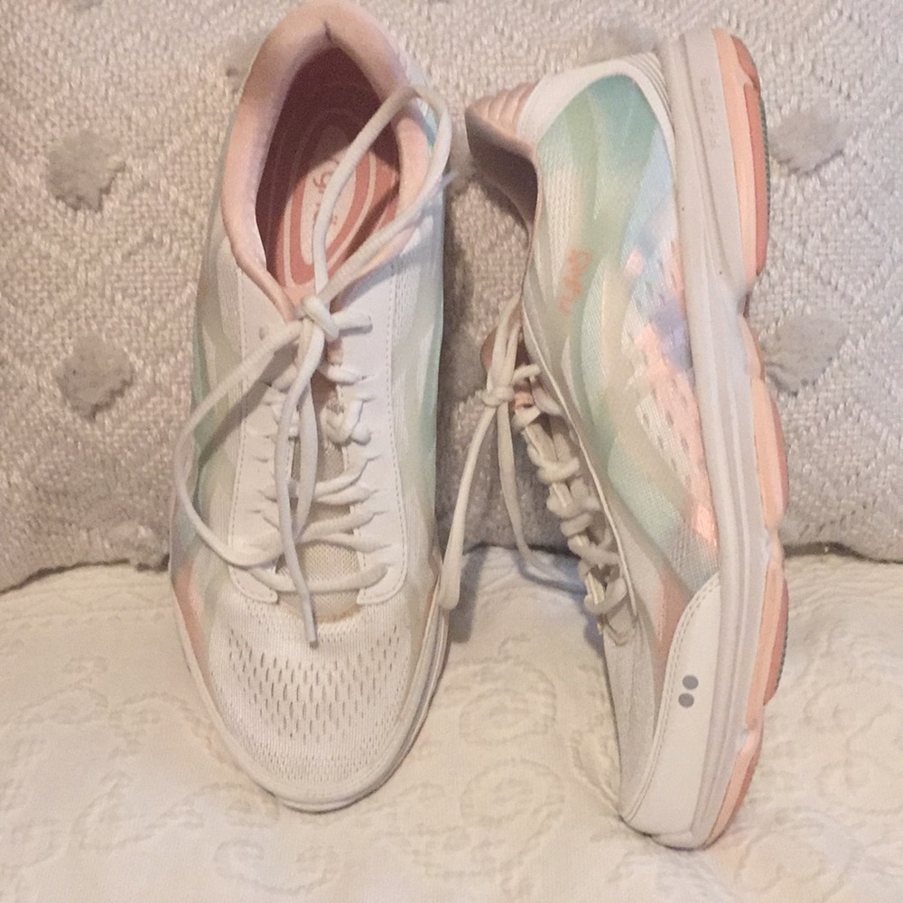SALE 🌼Ryka Devo Plus 3 Sneakers